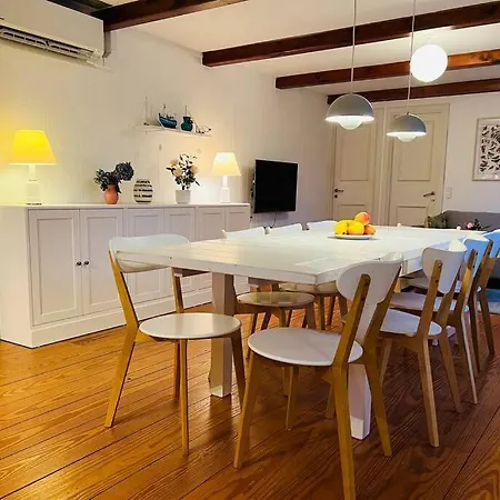 בית נופש Rummelig Sommerhus I Gilleje *